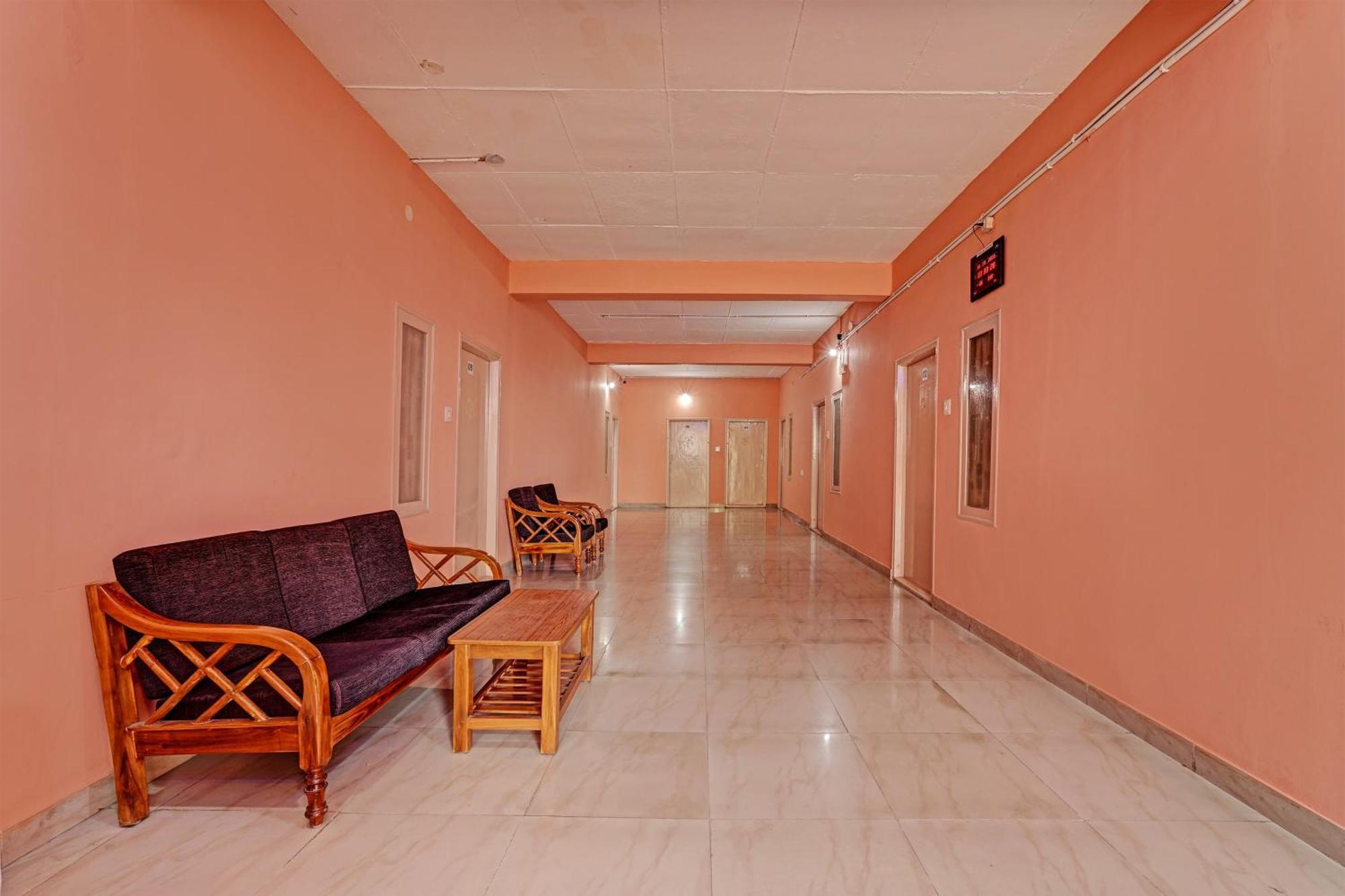 Super Collection O Druvi Corporate Hotel Kammasandra Exterior foto